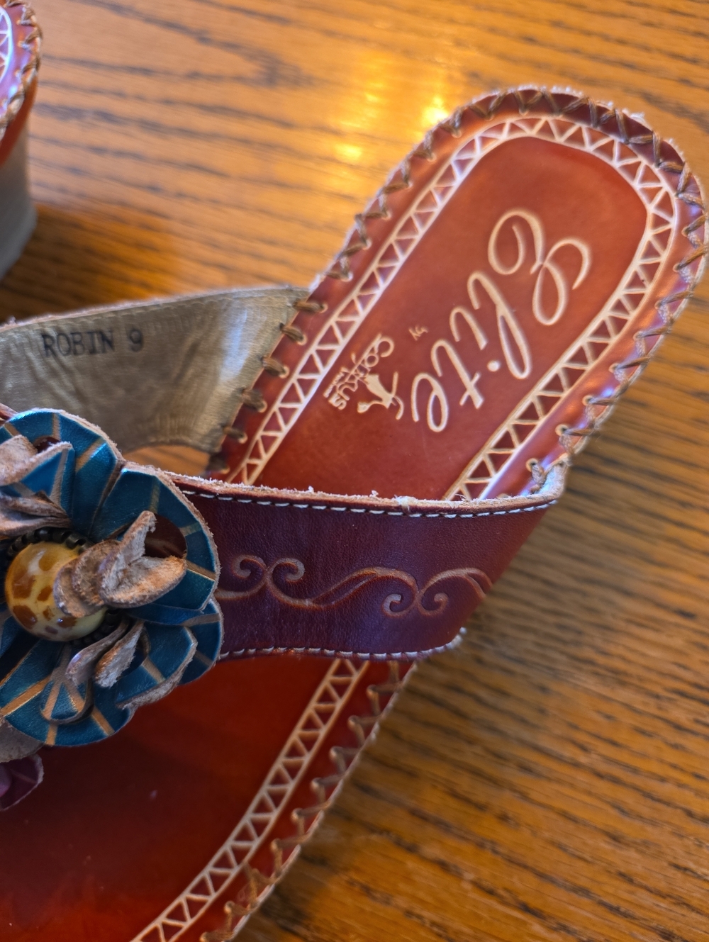 Corkys Red Leather Floral Sandals Beaded Boho Wedge Thong Size 9 - Picture 8 of 8